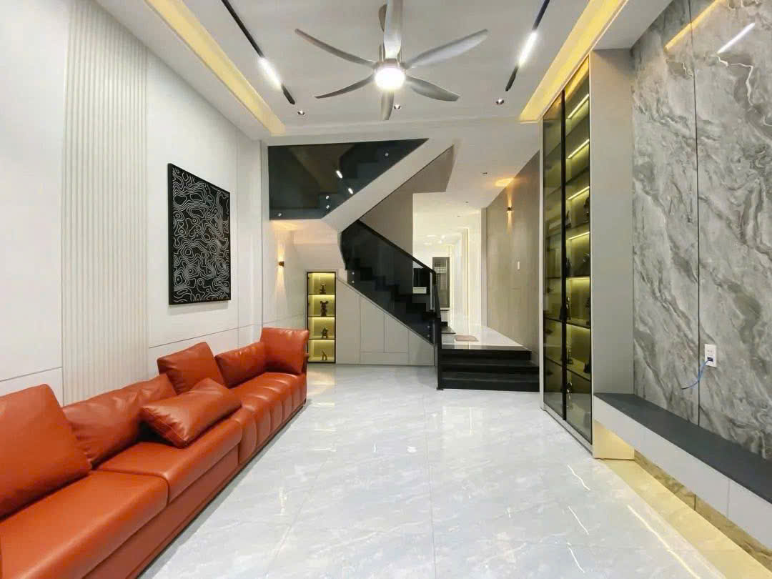 Siêu phẩm 2 mặt tiền Song Hành Quận 12 đường 16m 3 tầng BTCT sát Metro số 2 chỉ 9,3 tỷ