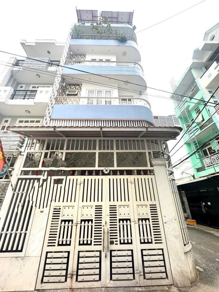 NHÀ NGANG 6MX16M- HAI MẶT HẺM KHÔNG LỘ GIỚI- XE HƠI NGỦ NHÀ - NGAY NGÃ TƯ QUANG TRUNG PHẠM VĂN