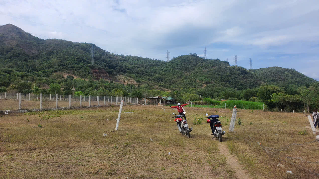 BÁN ĐẤT VƯỜN BẮC NHA TRANG, 1500M2, GIÁ DƯỚI TỶ, CẦN BÁN GẤP