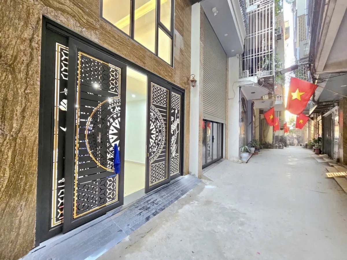 Nhà mới Hoàng Văn Thái - Thanh Xuân, 41m x 7 Tầng Thang Máy, Gara Ô tô, Ngõ Nông, 18,8 Tỷ