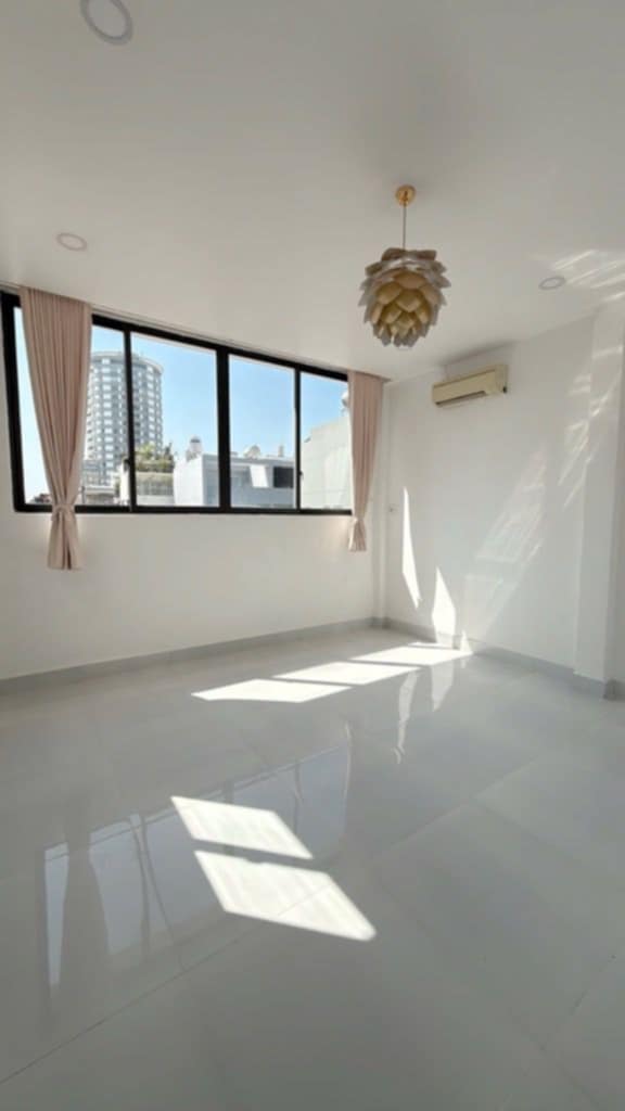 🏡 KHU PHỨC HỢP LACASA - DIỆN TÍCH ĐẸP - NGANG 5M - NHÀ 4 TẦNG  KHANG TRANG