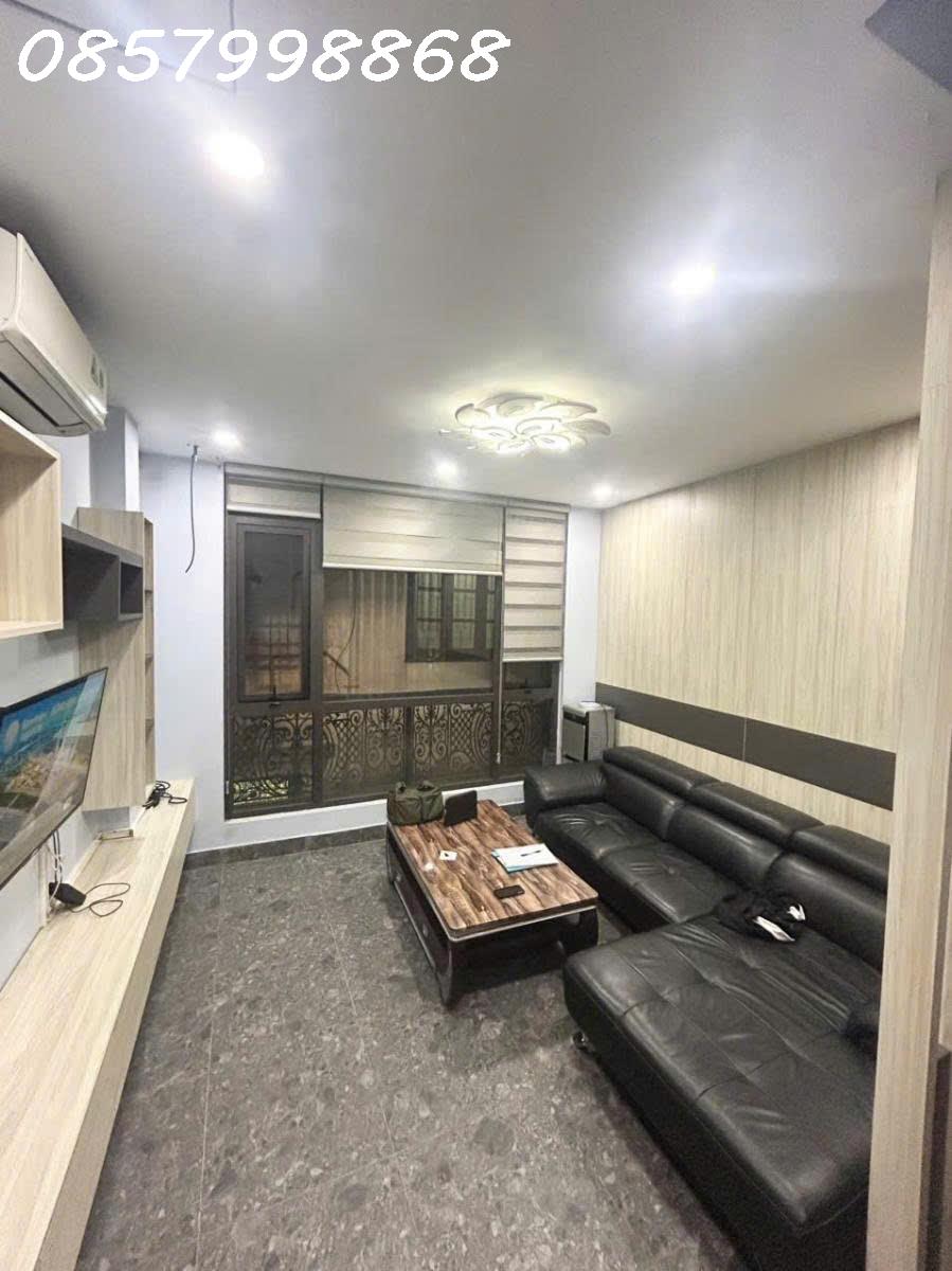 NHÀ ĐẸP Ở NGAY - 5 TẦNG FULL CÔNG NĂNG - CHỦ TẶNG ĐỦ NỘI THẤT