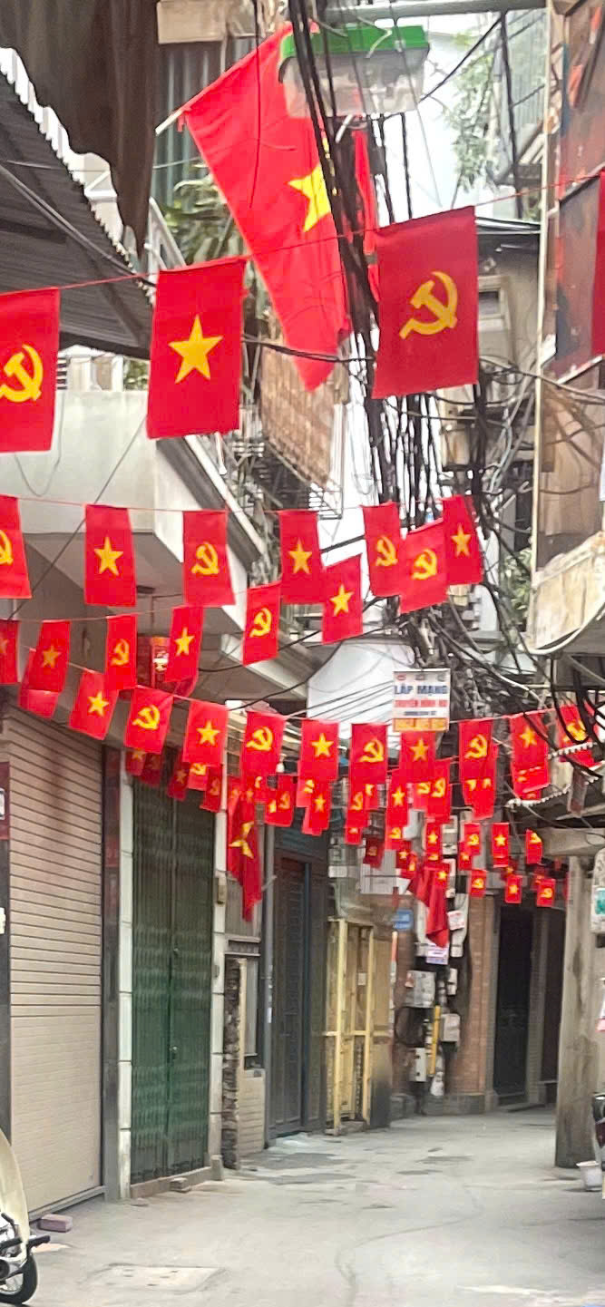 Bán nhà mặt ngõ Thịnh Quang 32/50m2 hơn 6 tỷ oto ngõ thông kinh doanh ở sướng sau quy hoạch ra mặt