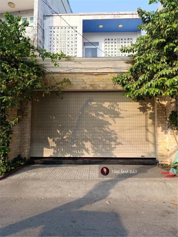 Bán nhà 1 trệt 1 lầu Nguyễn Văn Lượng đang kinh doanh quán CF - (5,5mx16m) + hẻm xe hơi thông