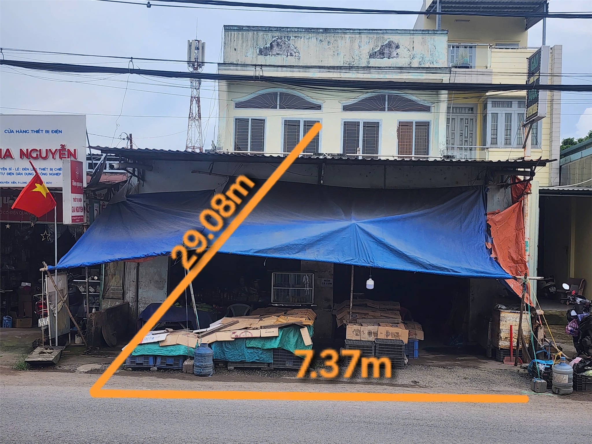 KHÁCH NGỘP GỬI BÁN NHÀ 2 LẦU MT NGUYỄN XIỂN QUẬN 9, NGANG 7.3M, DT 134.8M2, GIÁ THỎA THUẬN