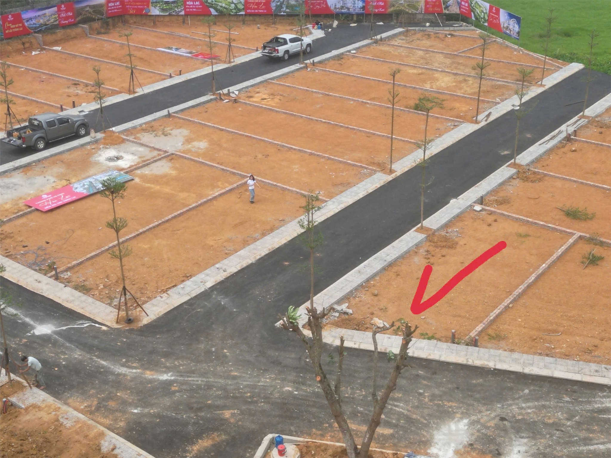 Đất mặt đường làn 2 của QL21, trung tâm mới của đô thị vệ tinh Hòa Lạc.
Giá chỉ nhỉnh 3 tỷ, pháp