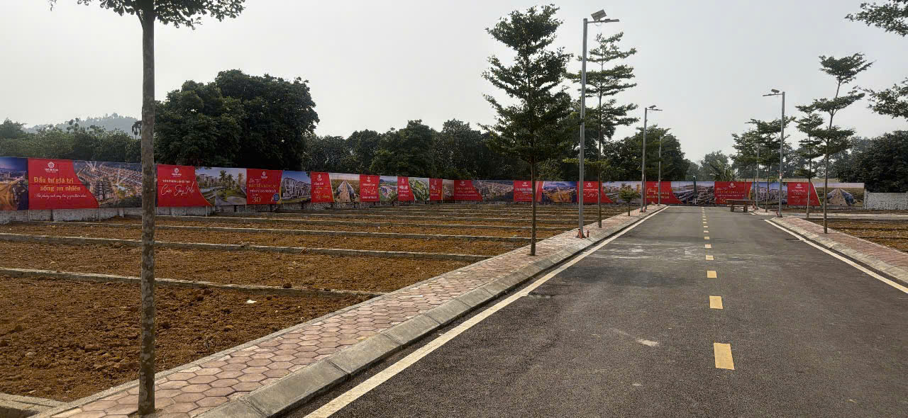 DUY NHẤT ĐẤT NỀN 2 MẶT ĐƯỜNG KINH DOANH CỔ ĐÔNG- HÒA LẠC-  RỘNG 5.2M X DÀI 19.5M GIÁ HƠN 3 TỶ.