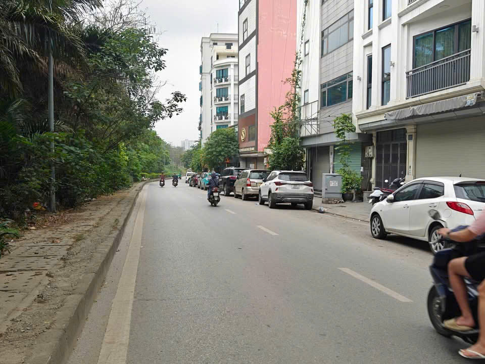 BÁN PHÂN LÔ X2A YÊN SỞ 60M2 5 TẦNG-VIEW VƯỜN HOA-ĐƯỜNG 3 Ô TÔ TRÁNH-KD VP-NHỈNH 18 TỶ