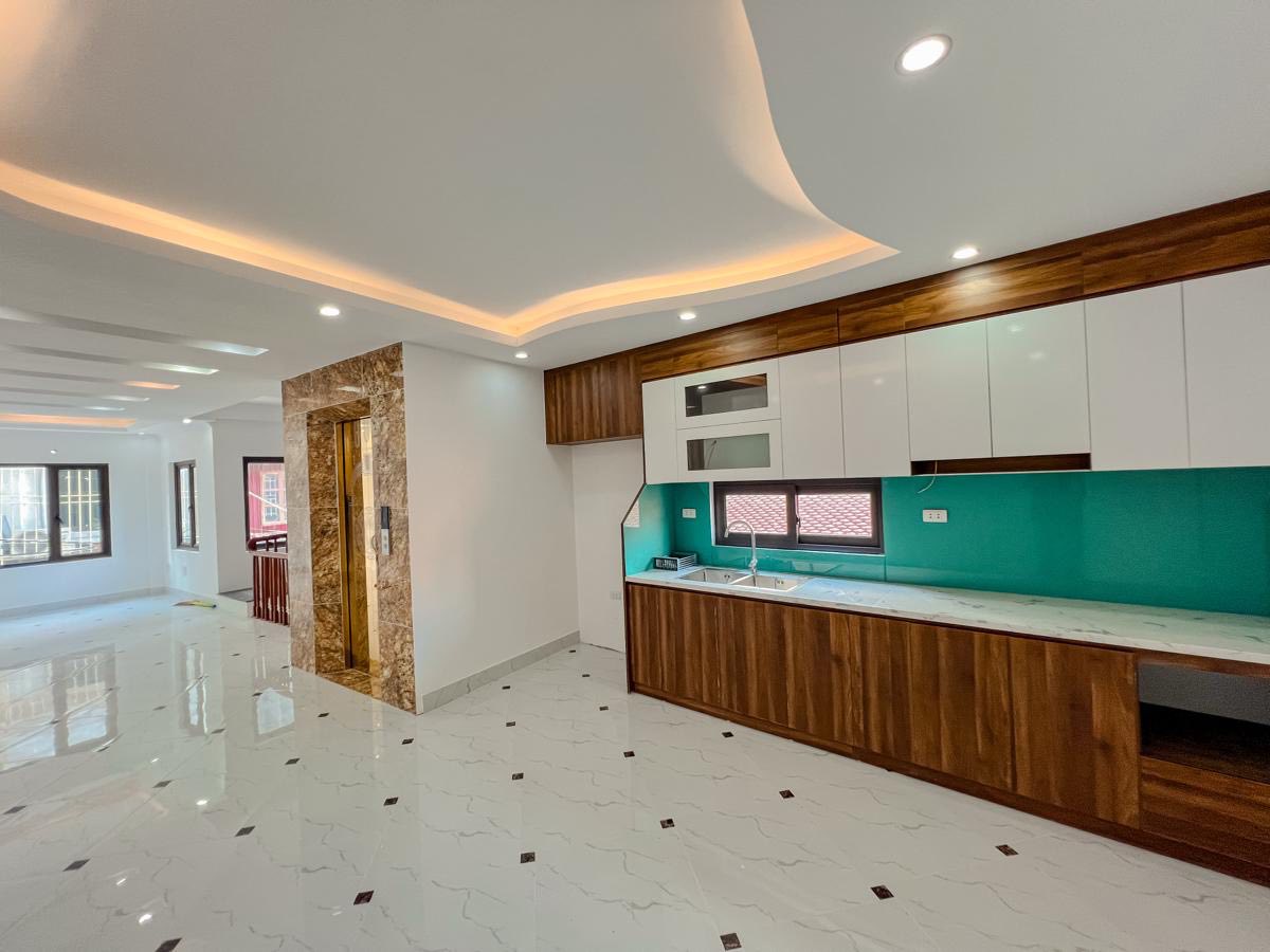 BÁN NHÀ HOÀNG LIỆT – Ô TÔ VÀO NHÀ – VIEW HỒ – THANG MÁY – 50M² - 12.5 TỶ BÁN NHÀ HOÀNG LIỆT – Ô TÔ VÀO NHÀ – VIEW HỒ – THANG MÁY – 50M² - 12.5 TỶ