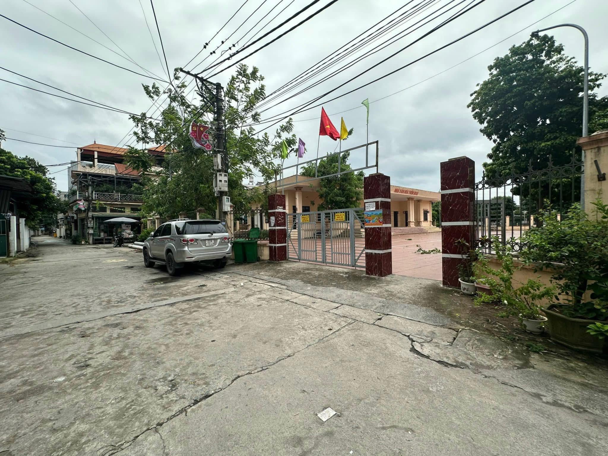 🔥🔥Chỉ #2,3 tỷ có ngay 1 lô tại Thôn Đoài, Việt Hùng, Đông Anh. 52m2