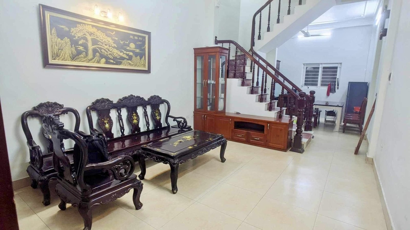 Bán Nhà Dương Quảng Hàm, Cầu Giấy, 47m, 4 Tầng, Ngõ Nông Rộng Ô tô Đỗ Cửa, 4PN, 15,8 Tỷ