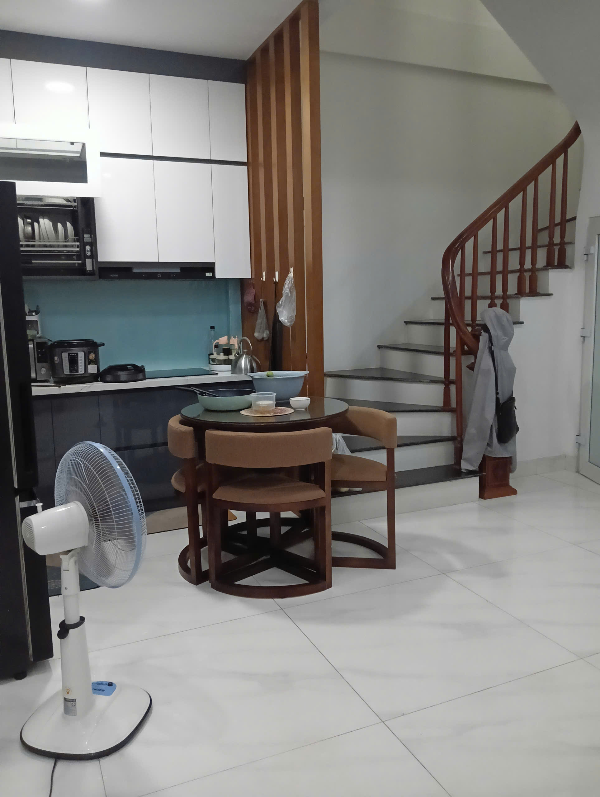 Bán nhà vị trí đắc địa đường Phúc Lợi - Long Biên.