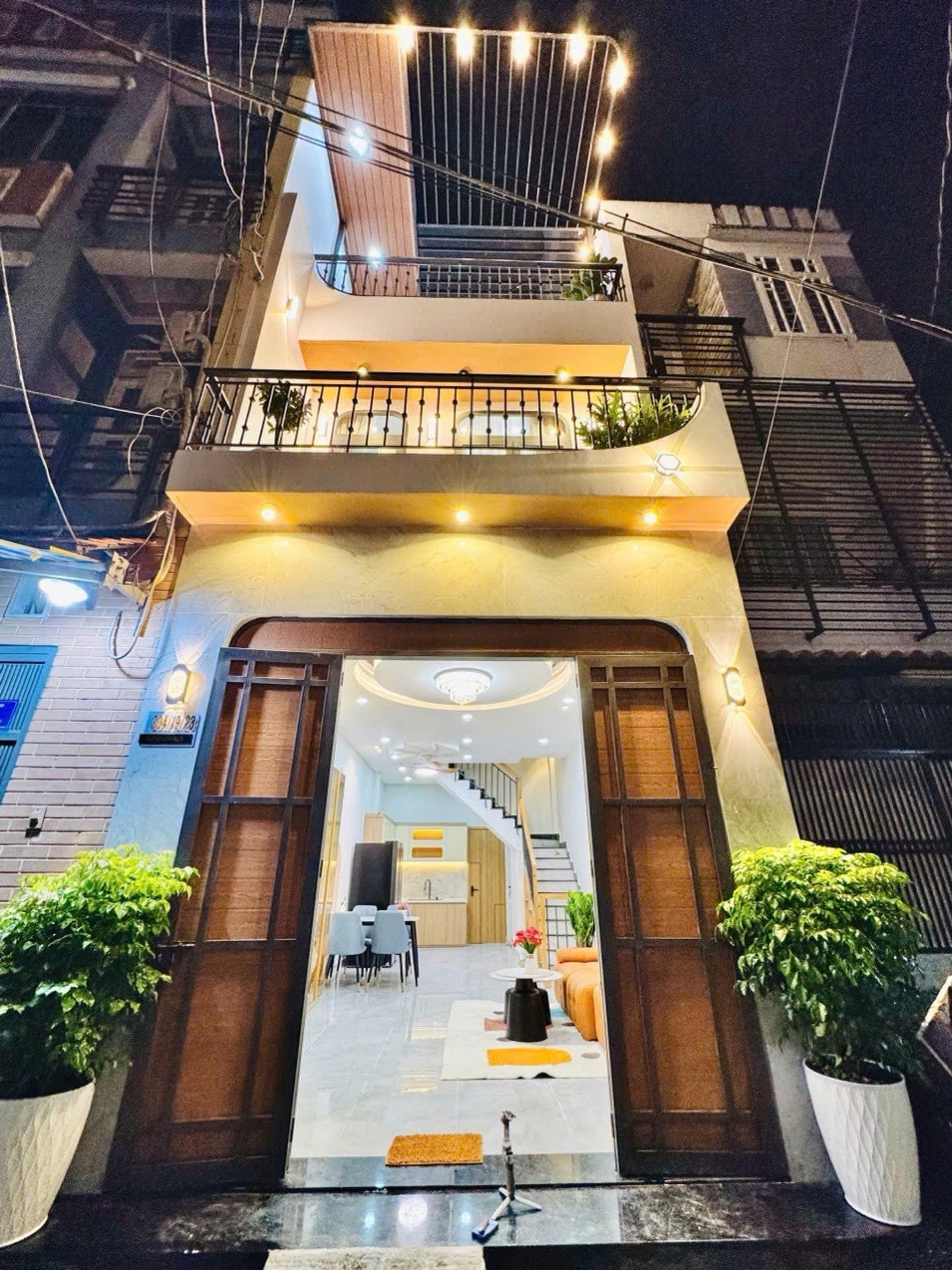 BÁN NHÀ BÙI ĐÌNH TÚY - 45M2 - 3 TẦNG - ĐƯỜNG 5M CHỈ 7.9 TỶ. LH:0981006341