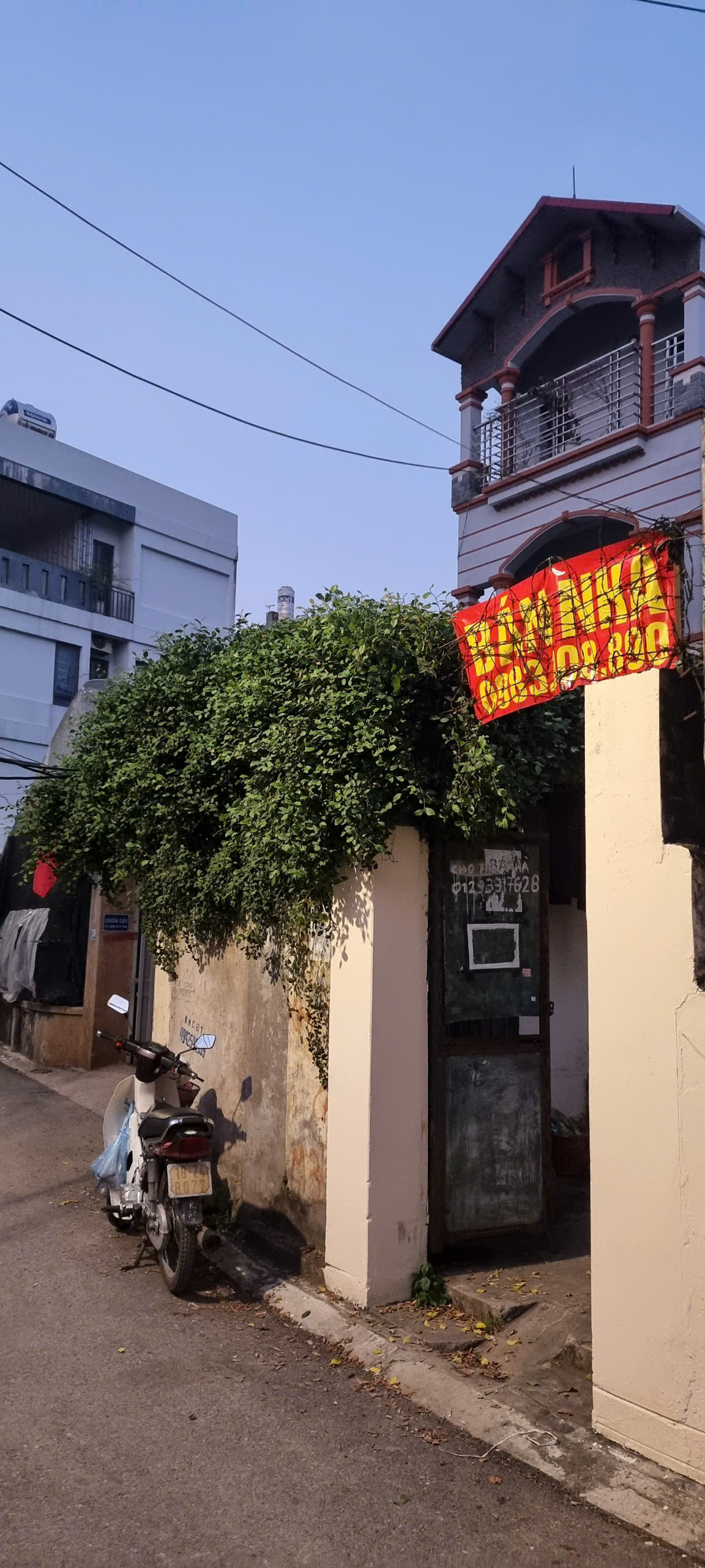 Ngõ to ô tô, gần đường lớn, cạnh công viên, gần sông, DT 62m2, số 24 Ngõ 114/2 phố Tân Phong, TP