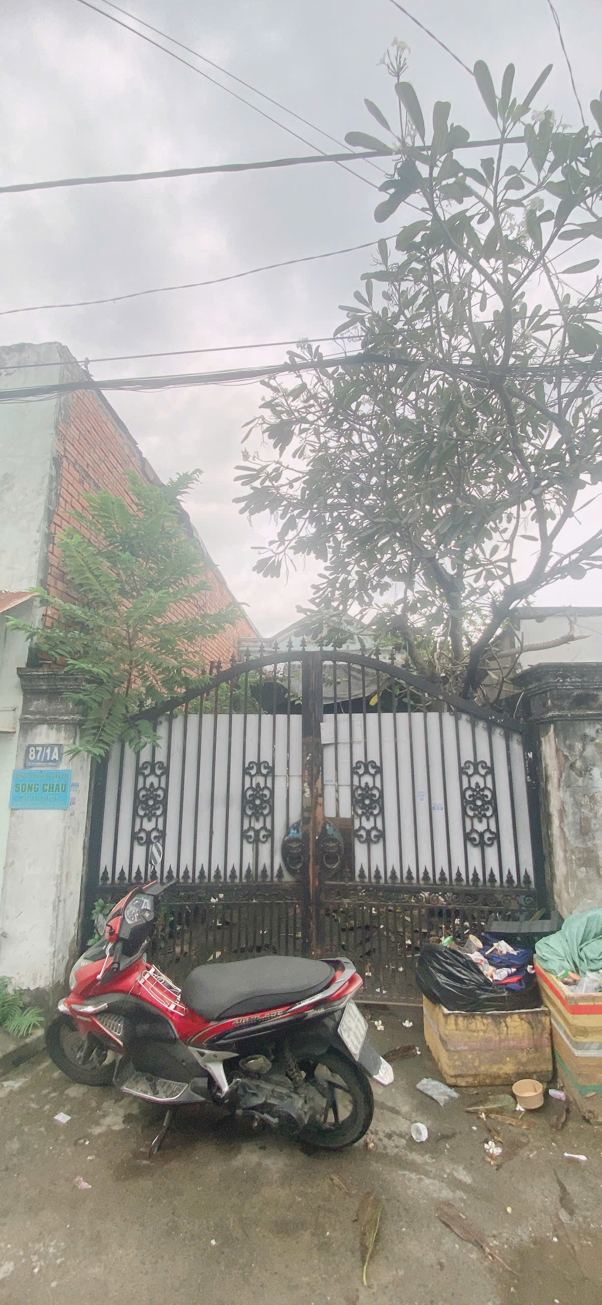 Căn nhà 4x28, CN 103m2. : 4 tỷ 650 triệu,