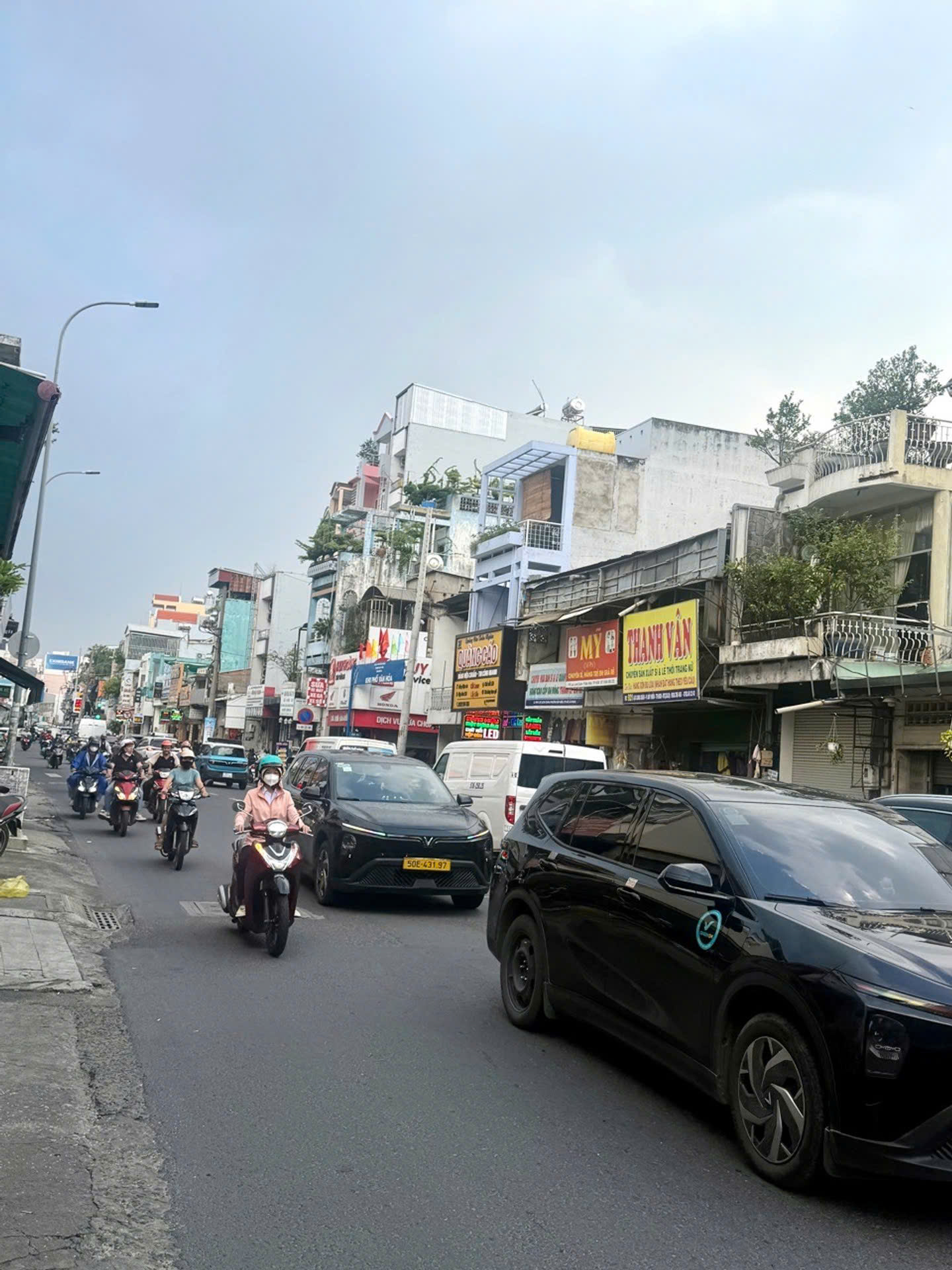 MẶT TIỀN KINH DOANH SÁT CHỢ VẢI TÂN BÌNH. GIÁ 18 tỷ