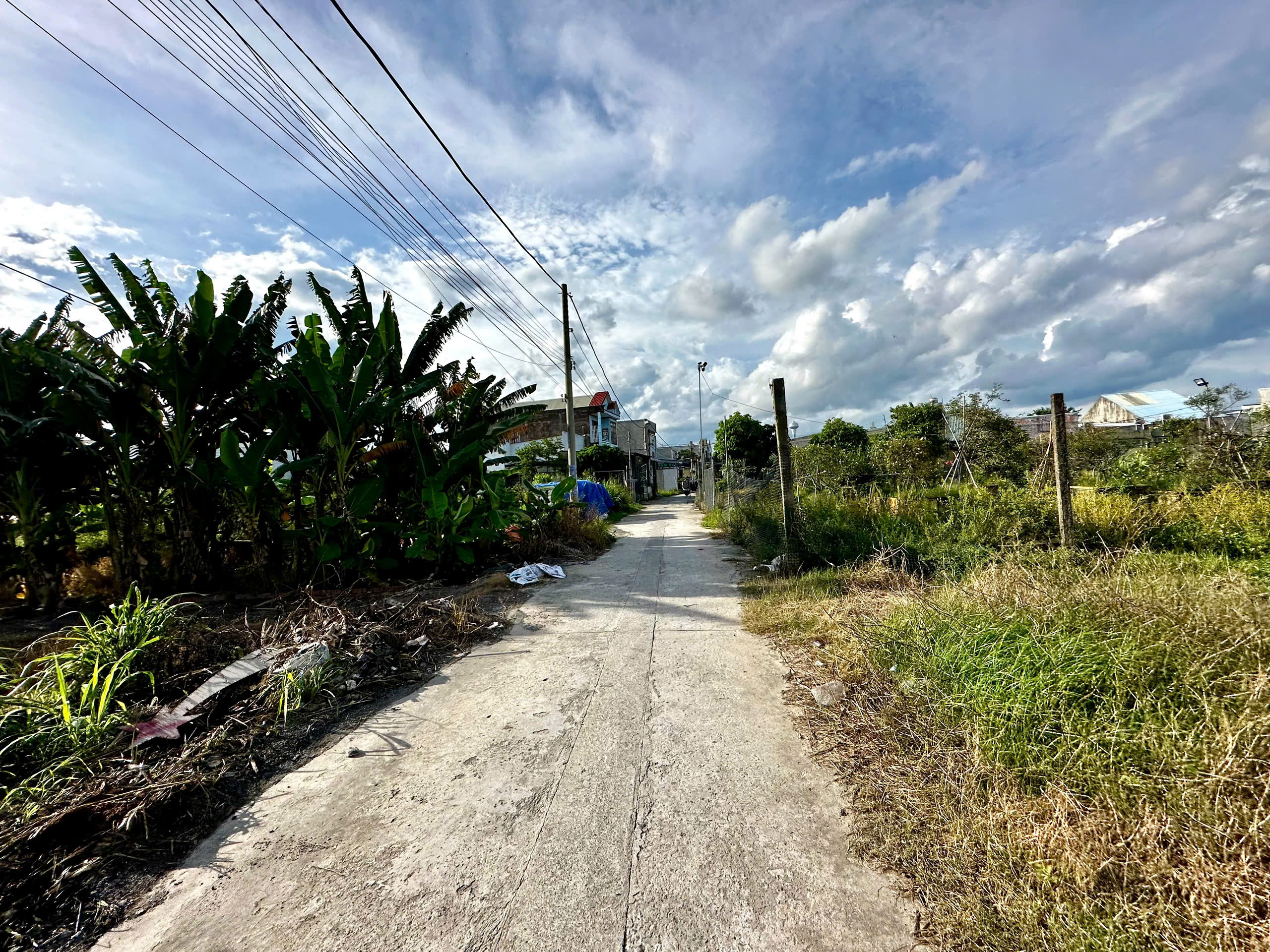 Chính Chủ Cần Bán 2 Lô Đất liền kề; Hẻm 847 Đường Đồng Khởi, Phường Tân Phong( cũ ) TP. Biên Hòa,