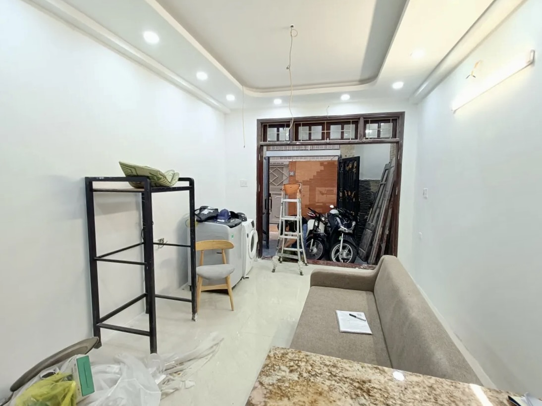 Bán nhà chính chủ Tây Sơn Đống Đa 63m², 5 tầng, có thang máy