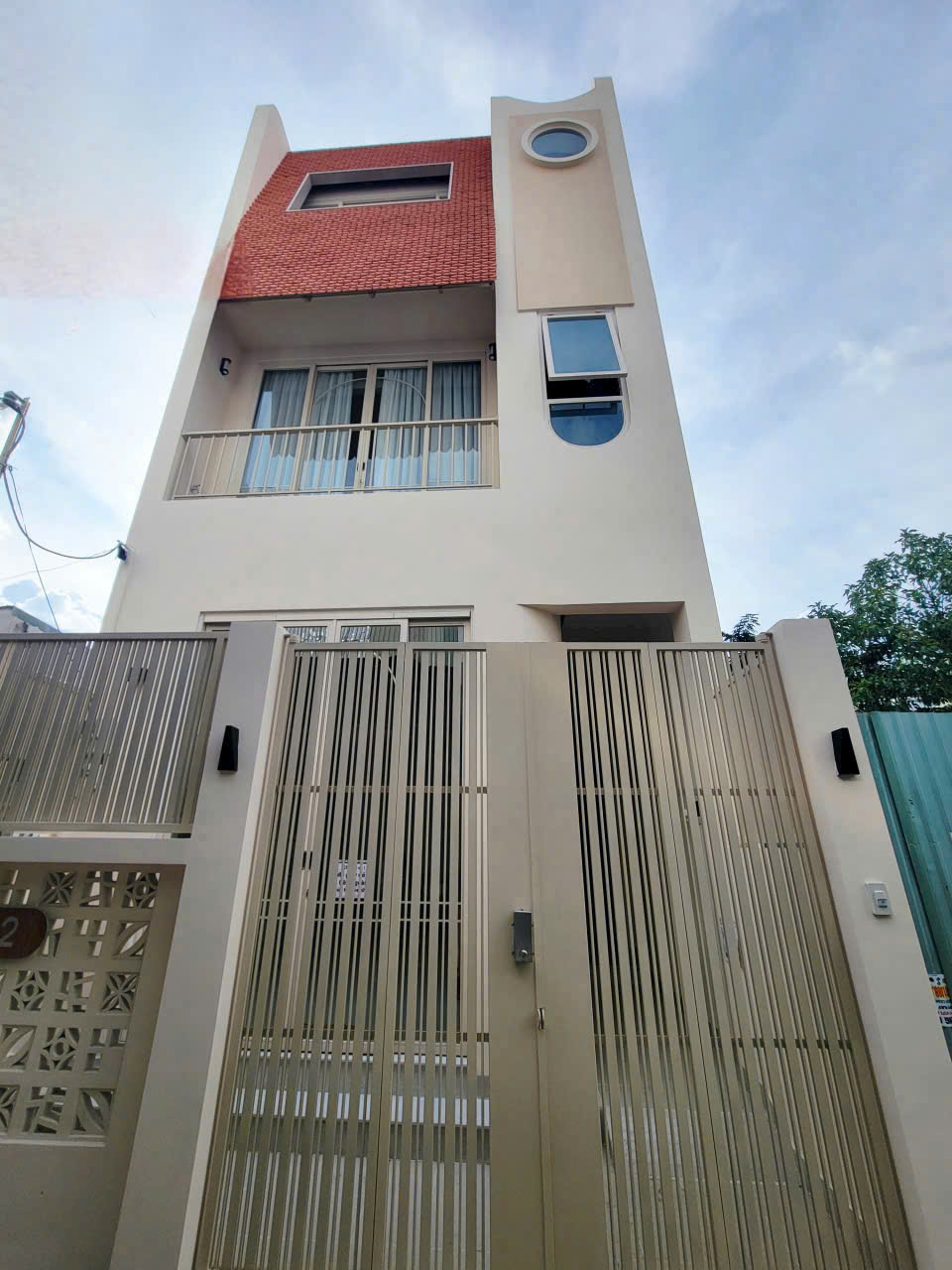 kiệt tác NHÀ 3 TẦNG HƯƠNG LỘ 2 – Nhà đẹp lung linh, CHỈ 6.2 TỶ