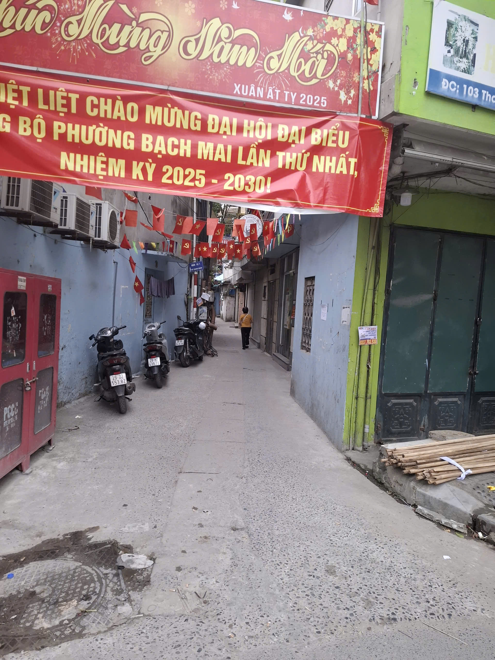 Tôi bán gấp căn nhà đẹp ở luôn ngõ 101 Thanh Nhàn, 38m2, 5 tầng, 6 phòng ngủ giá 12  tỷ có TL