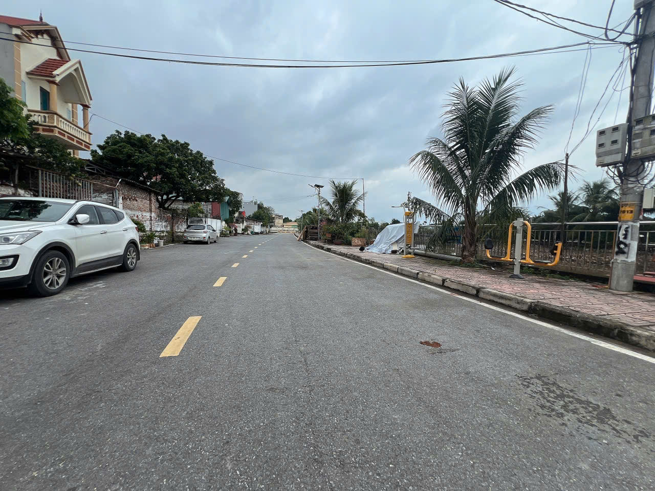 Bán 44m đất ĐAN PHƯỢNG oto thông tứ tung, chỉ hơn 3 tỷ.