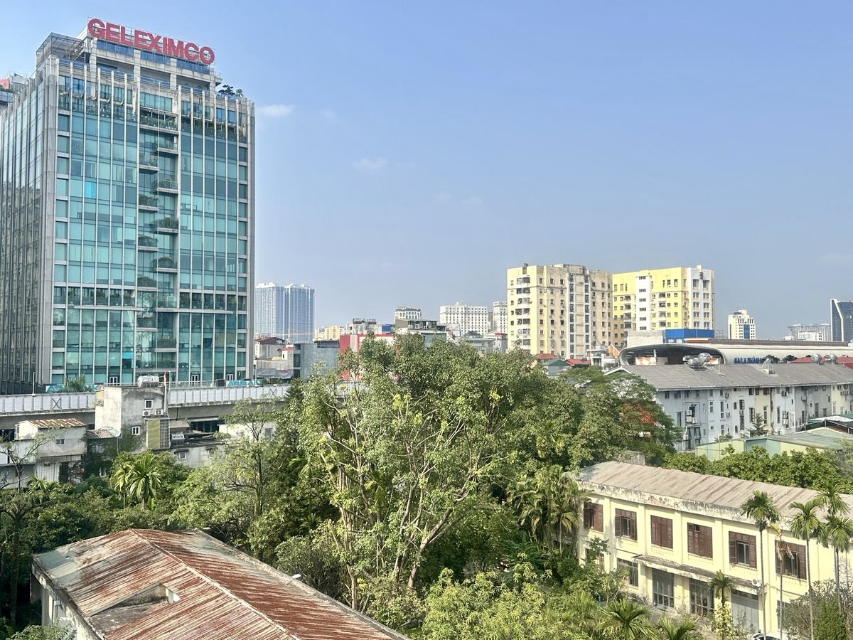 Nhà 7 Tầng Thang Máy Hoàng Cầu - Đống Đa, 10PN, ô tô cửa, sổ đỏ 71m2 - Ở/Văn Phòng