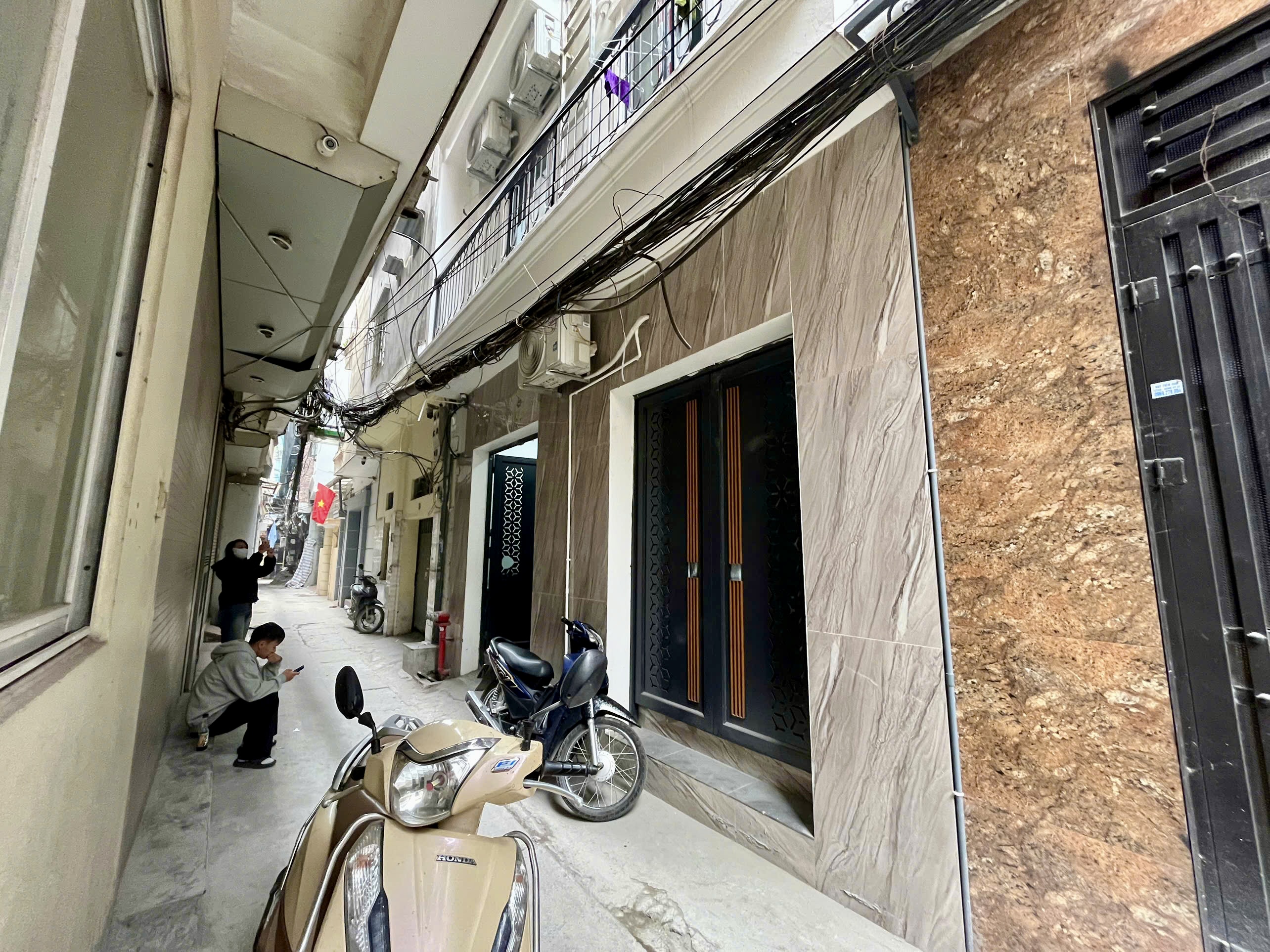 Chung Cư Mini 7 Tầng Thang Máy Nguyễn Khánh Toàn, Cầu Giấy, 90m, 18 Phòng, DT 1,1 Tỷ/Năm