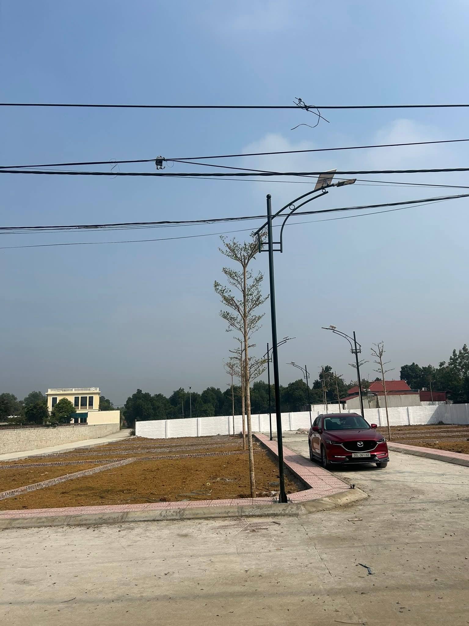 Gia đình cần tiền lo công việc nên buộc phải nhượng lại lô đất 100m² full thổ cư, sổ đỏ chính chủ