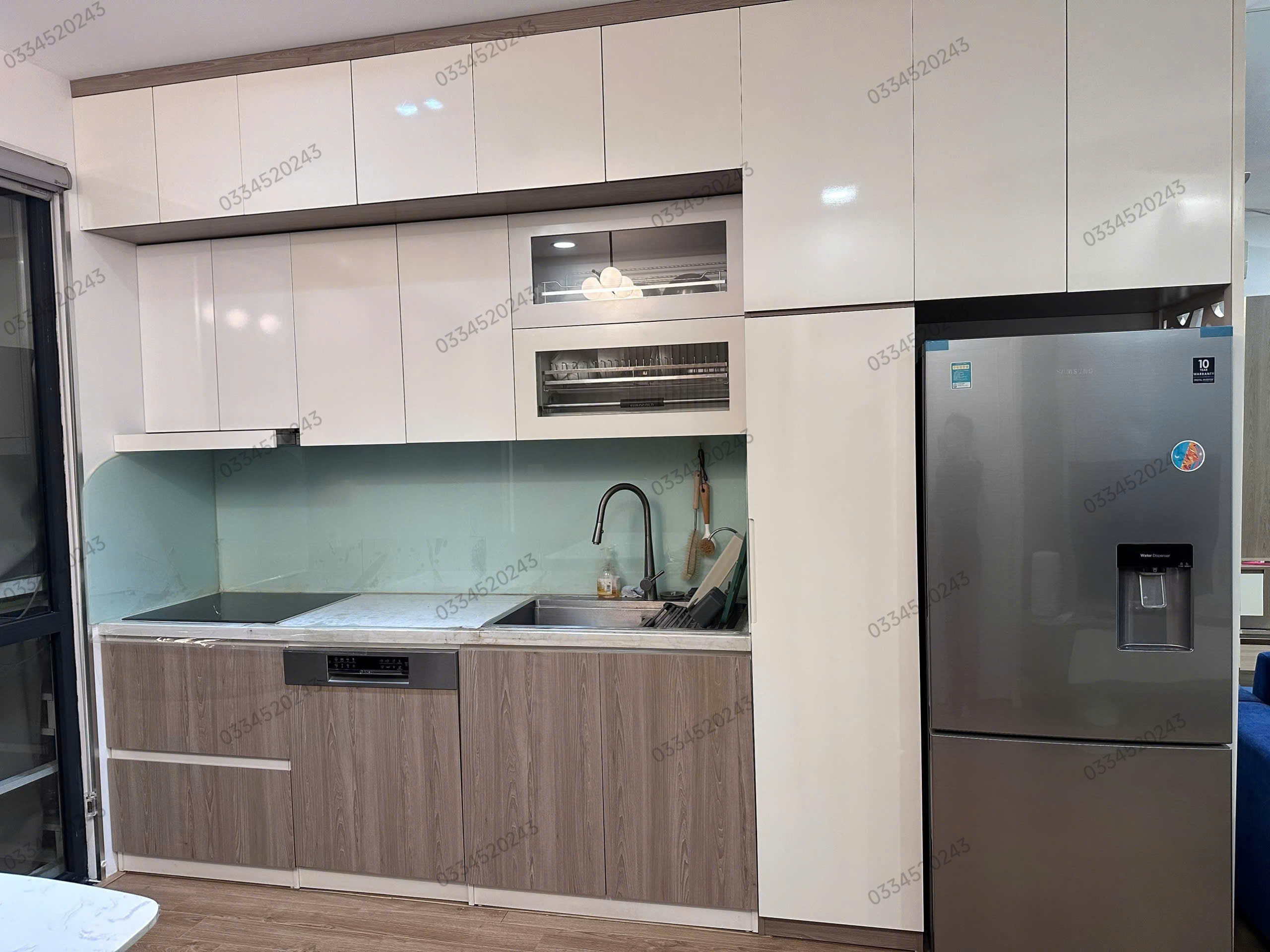 Hoa hậu của Iris garden, tầng trung view thoáng, full nội thất ở được luôn, 2 phòng ngủ và 2 nhà vs