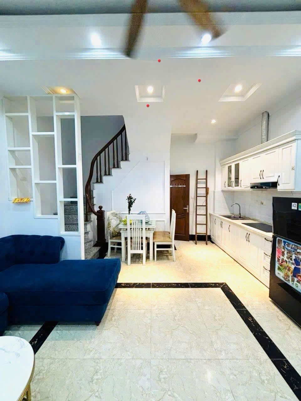 BÁN NHÀ PHÚC LỢI LONG BIÊN DT 35M2 VÀI BƯỚC RA Ô TÔ TRÁNH HÀNG XÓM VINHOME Ở SƯỚNG