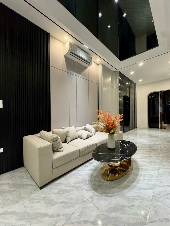 Bán Nhà Mới Hoàng Văn Thái - Thanh Xuân, 46m x 6 Tầng Thang Máy, 2 Thoáng - Ô tô sát nhà